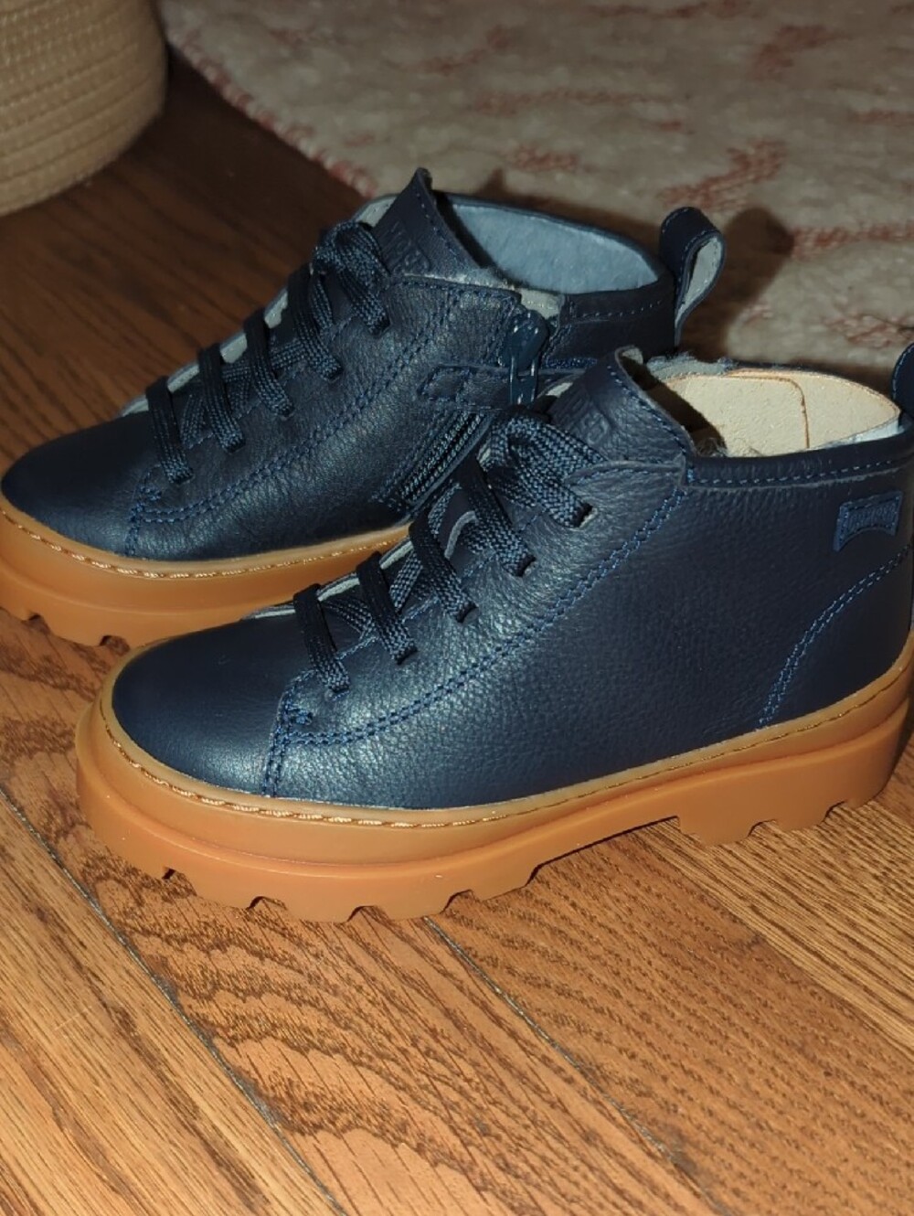 NWT Camper Brutus Kids Sella Hypnos Blue Navy Lace-Up Ankle Boots, Tan Sole